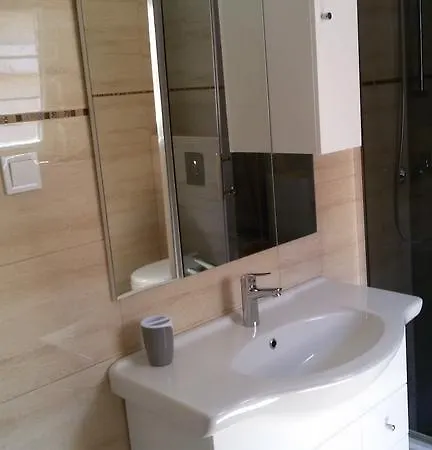 Apartman Viktorija * Vodice