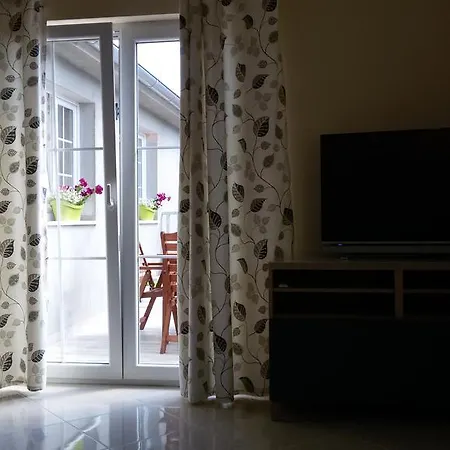 Apartman Viktorija * Vodice