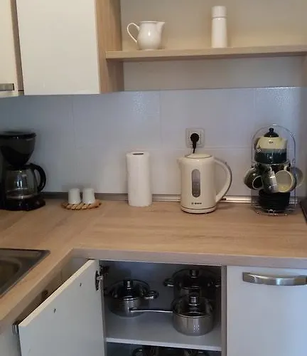 Viktorija * 보디체